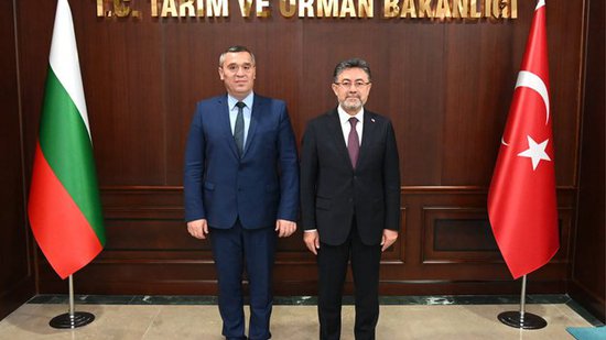 Minister Tahov met with the Minister of Agriculture and Forestry of the Republic of Turkey Ibrahim Yumakli in Ankara